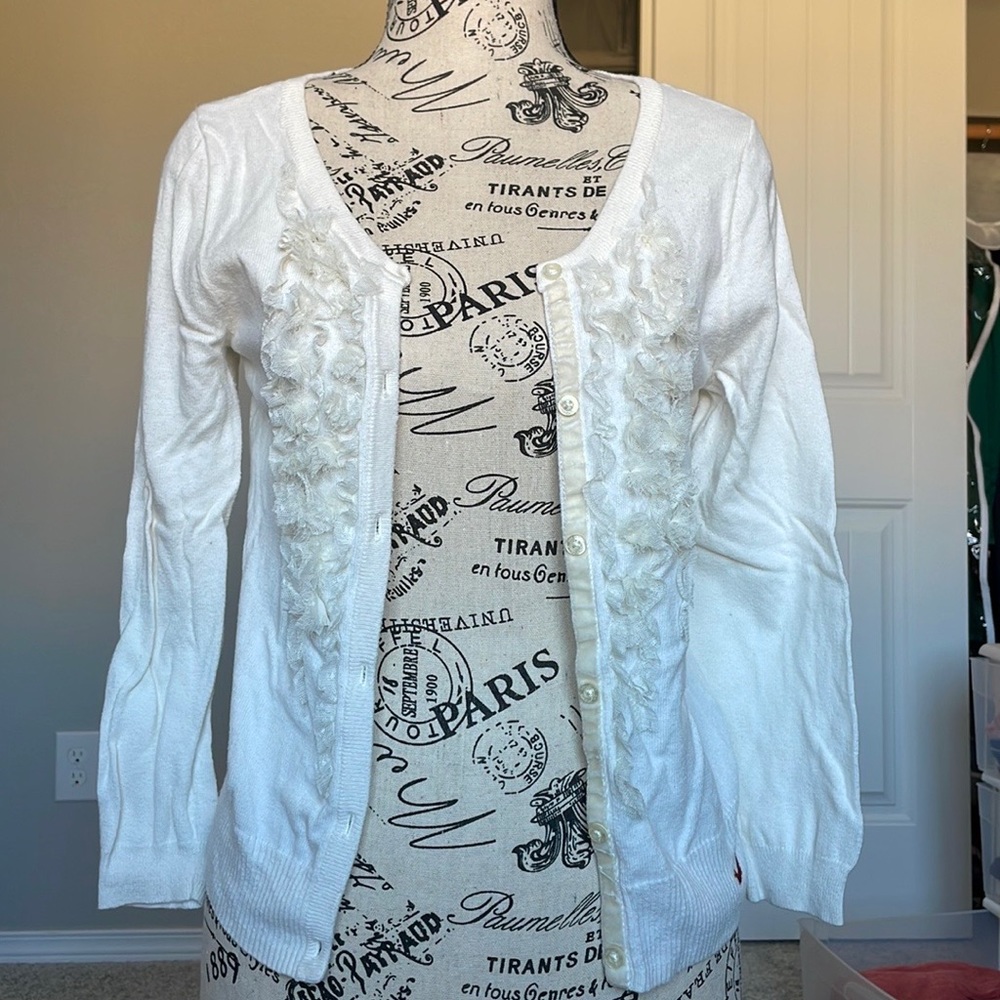Hollister sweater